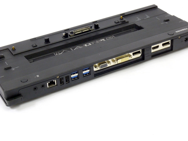 TOSHIBA Hi-Speed Port Replicator III